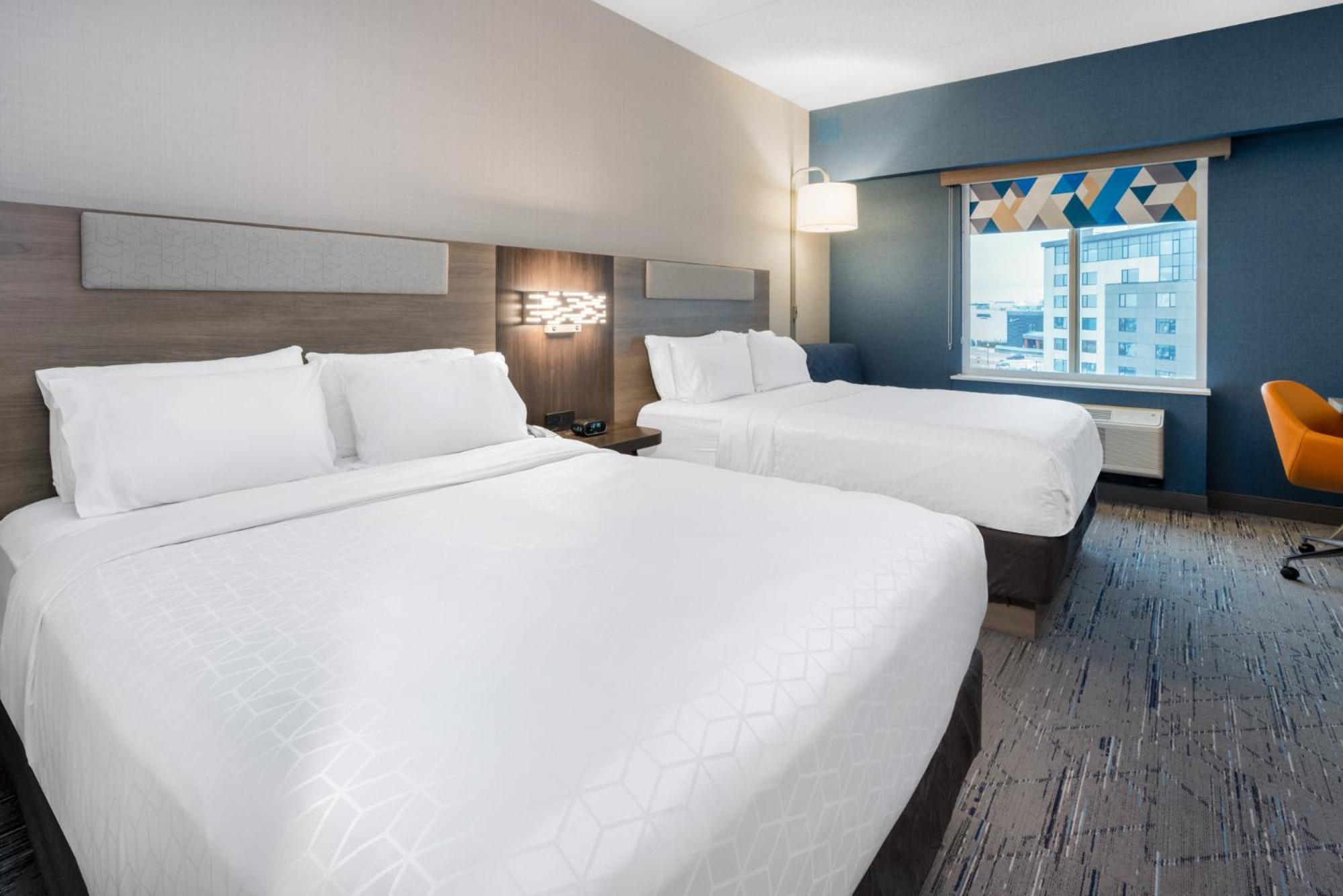Holiday Inn Express & Suites Vaughan-Southwest By Ihg Exterior foto